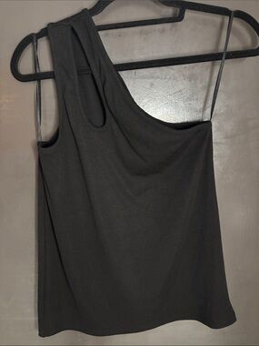 Women’s Black One-Shoulder Tank Top